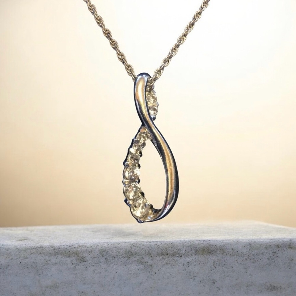 Vintage Infinity dainty Y2K Silver Plated Dream Believe in Love Necklace